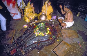 jyotir-linga-shiva-shrine-500-300x195.jpg